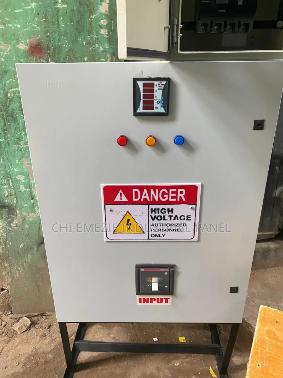Lv Panel 400amps Incomer 250amps 4 Outgoing