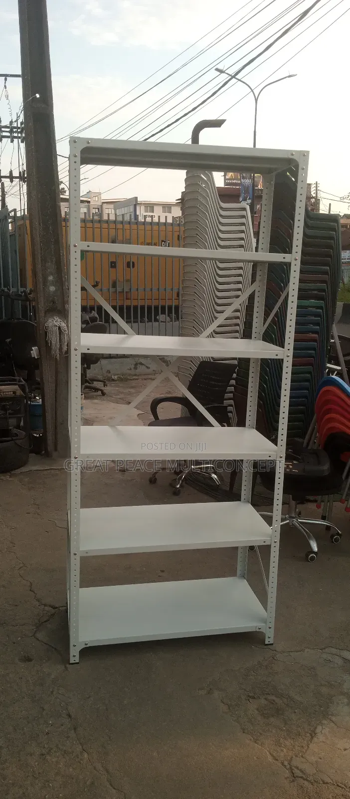 Bookshelf With 5 Layers