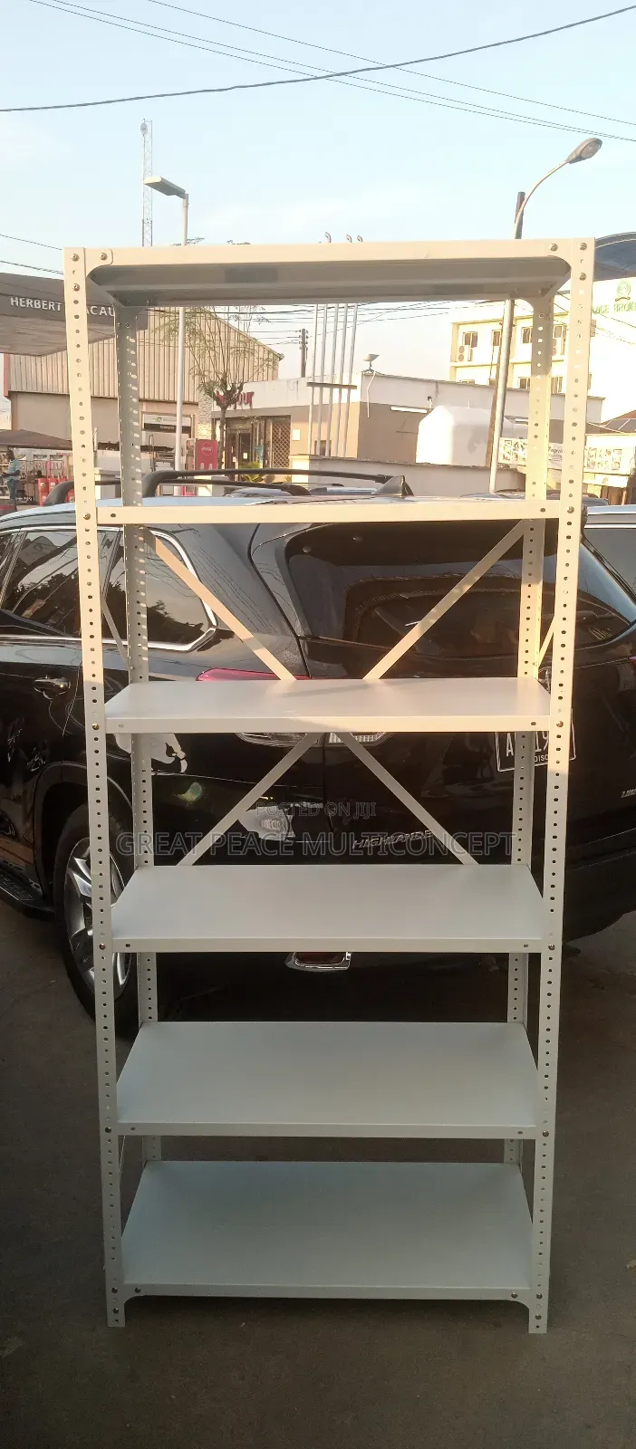 Bookshelf With 5 Layers