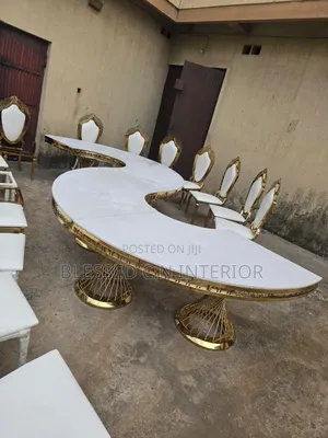 Classic Events Luxury Table
