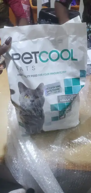 Petcool Cats Adult Cats Dry Crunchy Food 3kg