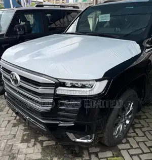 New Toyota Land Cruiser LC300 2025 Black