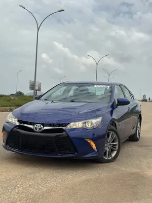Toyota Camry SE 4dr Sedan (2.5L 4cyl 6A) 2015 Blue