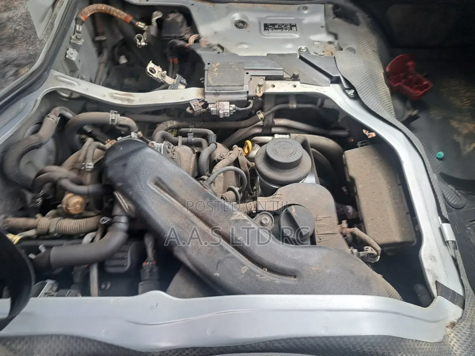 Toyota HiAce 2014 Silver