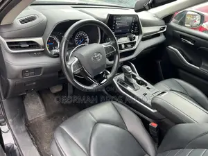 Toyota Highlander XLE AWD 2020 Black