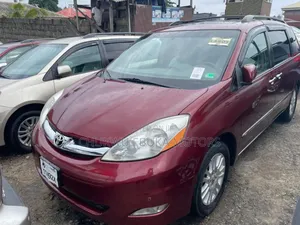 Toyota Sienna Limited 7 Passenger 2010 Red