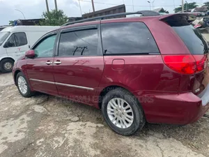 Toyota Sienna Limited 7 Passenger 2010 Red
