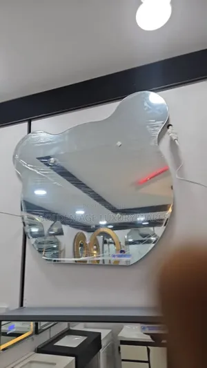 Teddy Head Design Mirror With Light