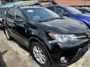 Toyota RAV4 Limited 4dr SUV AWD (2.5L 4cyl 6A) 2015 Black