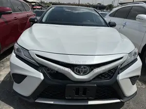 Toyota Camry XSE V6 FWD 2020 White