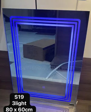 Mirror With Lights 09