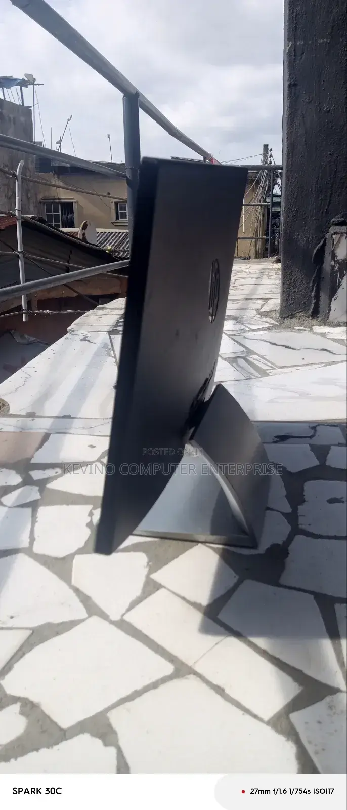 HP Pavilion Frameless