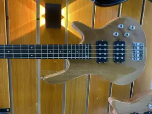 4 Strings Bass Guitar