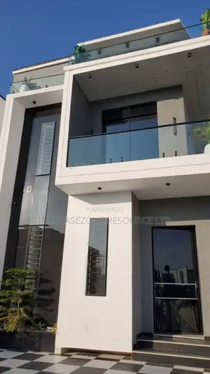 5bdrm Duplex in Lekki Palm City for sale