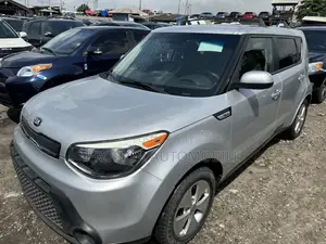 Kia Soul 4dr Wagon (1.6L 4cyl 6A) 2015 Silver
