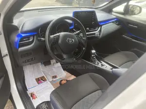 Toyota C-HR Limited FWD 2020 White