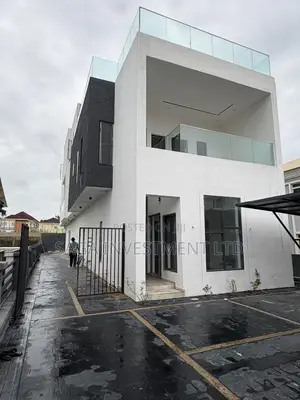 5bdrm Mansion in Victory Park Estate, Osapa london for sale