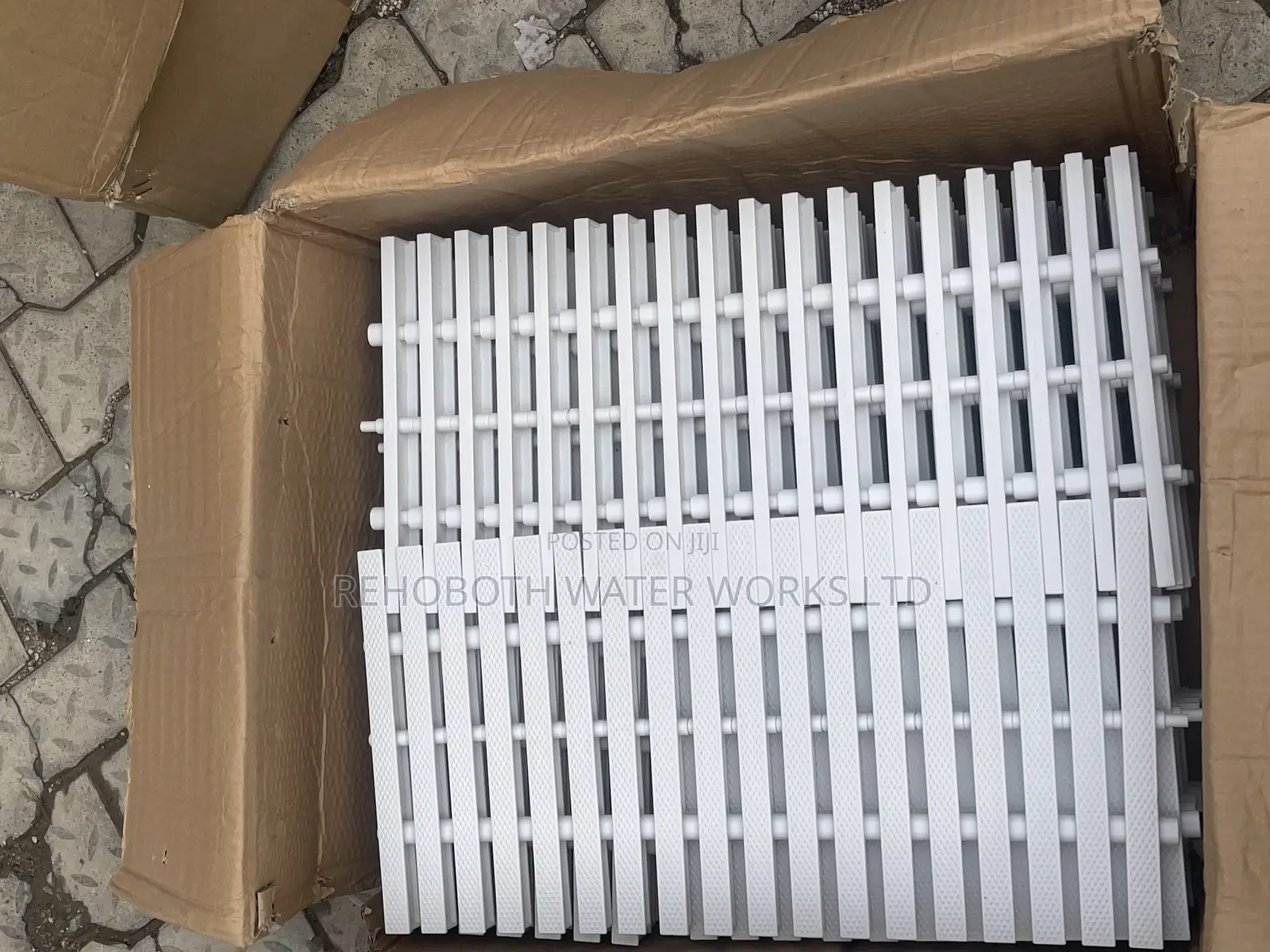 Overflow Grating