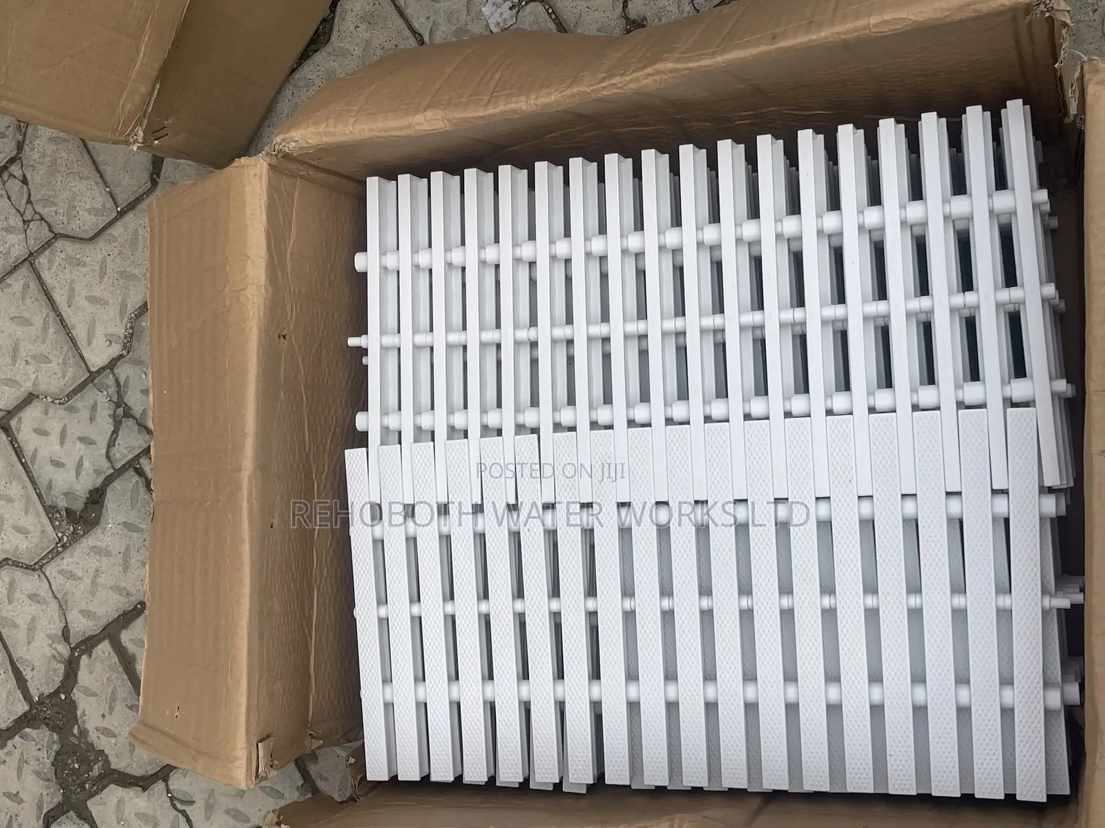 Overflow Grating