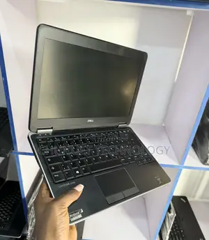 Laptop Dell Latitude E7240 8GB Intel Core i7 SSD 256GB