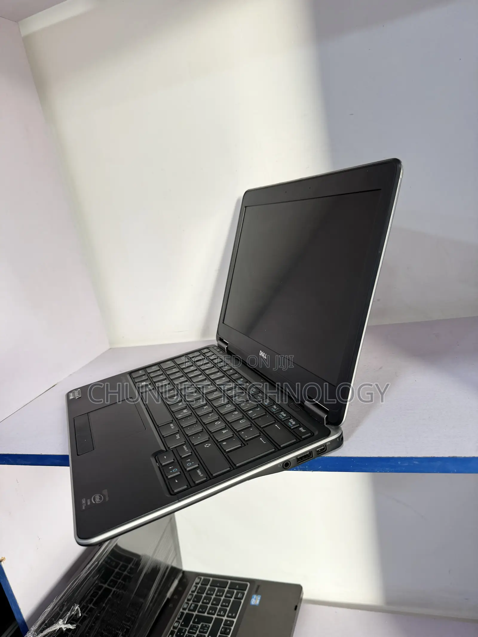 Laptop Dell Latitude E7240 8GB Intel Core i7 SSD 256GB