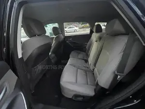 Hyundai Santa Fe SE AWD 2016 Black