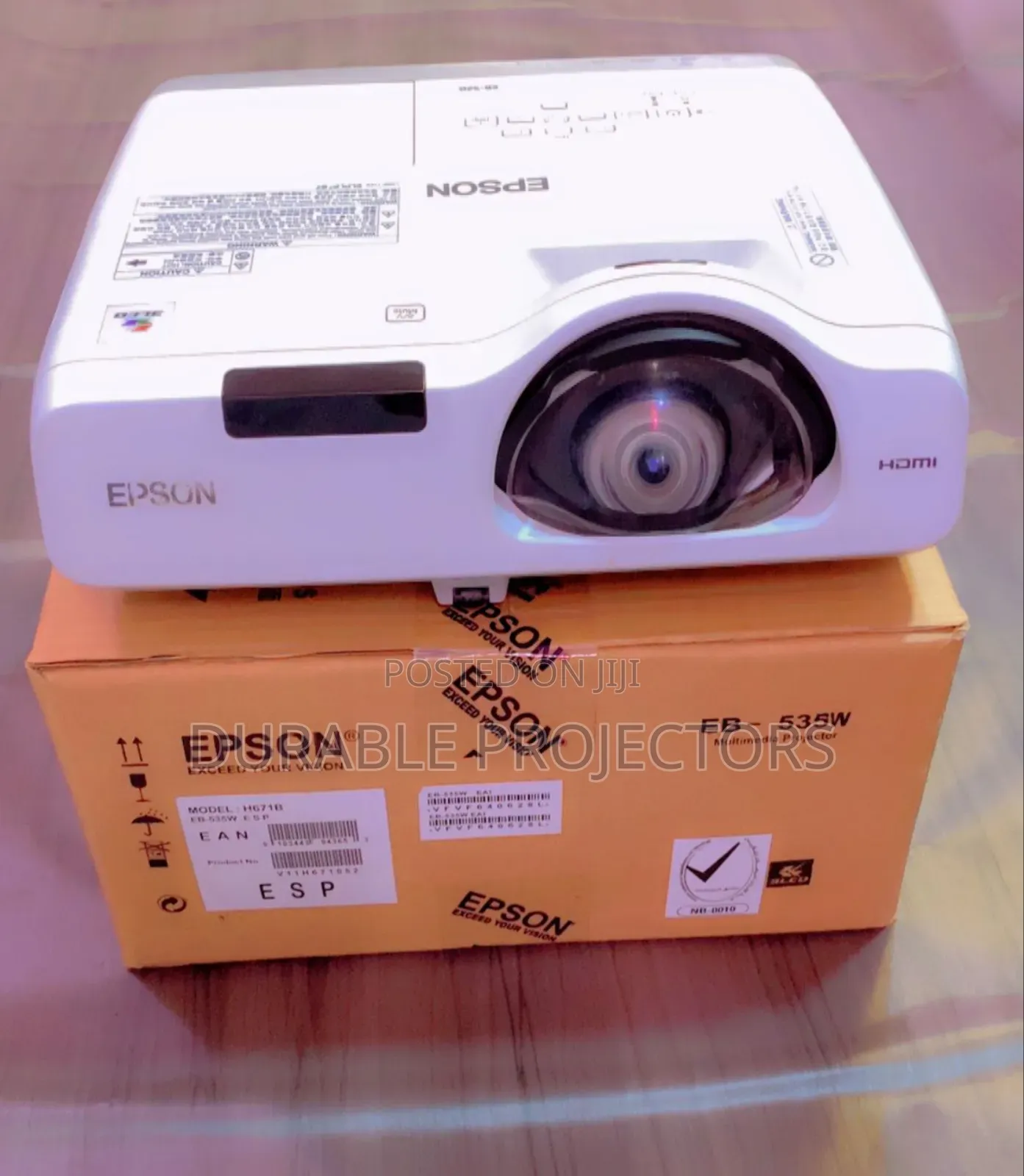 Brand New Epson 535 Short Throw Projector – Sharp, Bright Reliable!