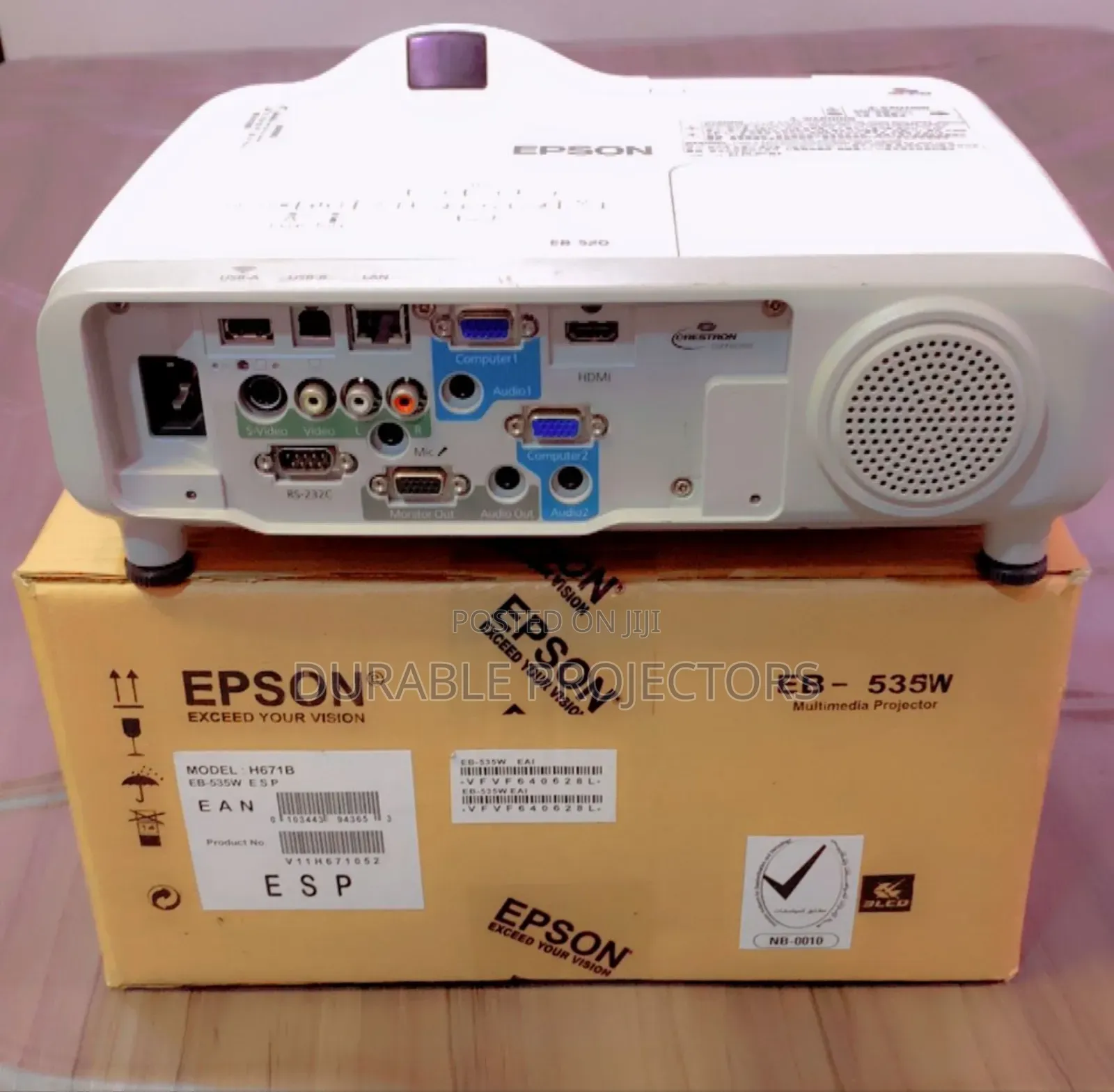 Brand New Epson 535 Short Throw Projector – Sharp, Bright Reliable!