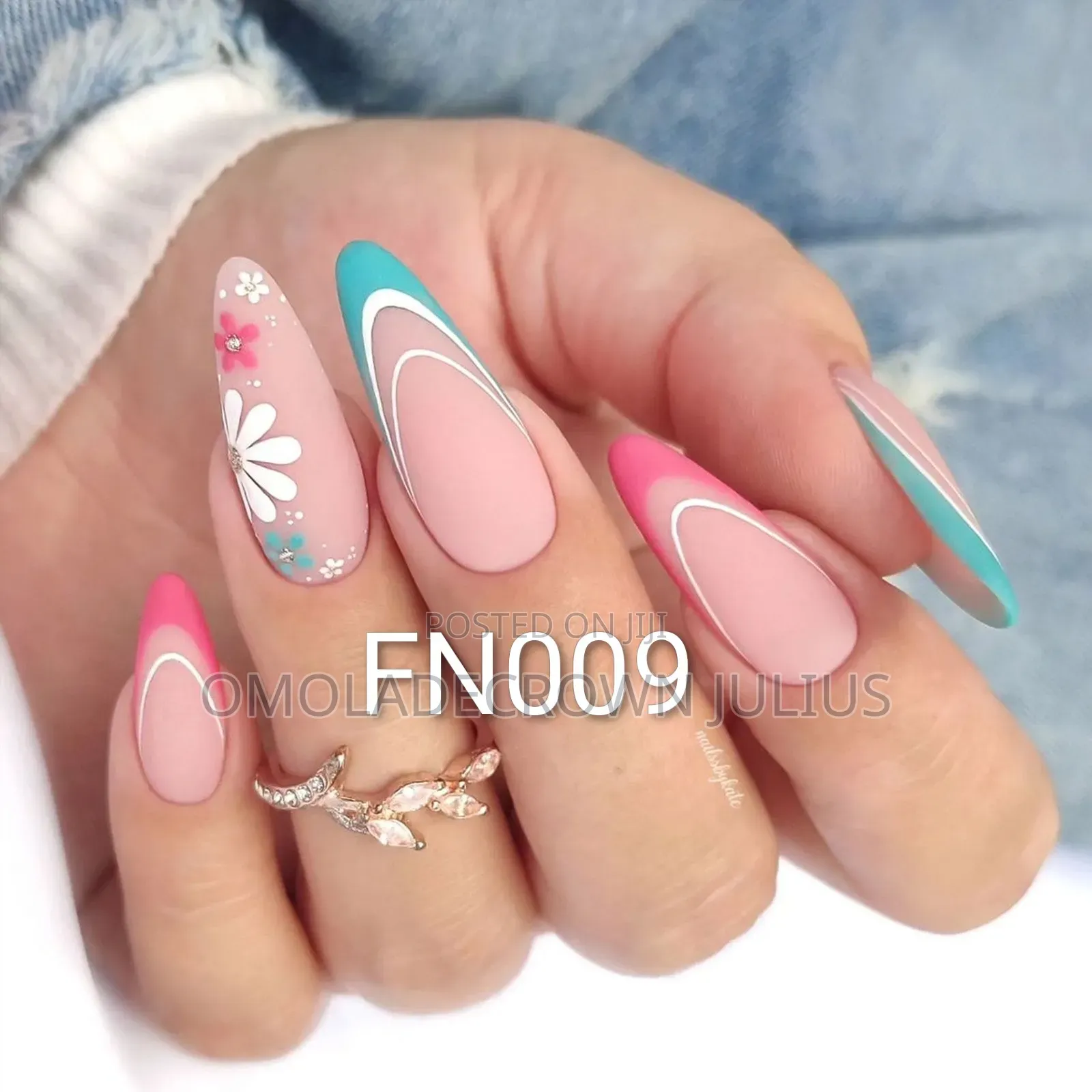 Press-on Nails/False Nails
