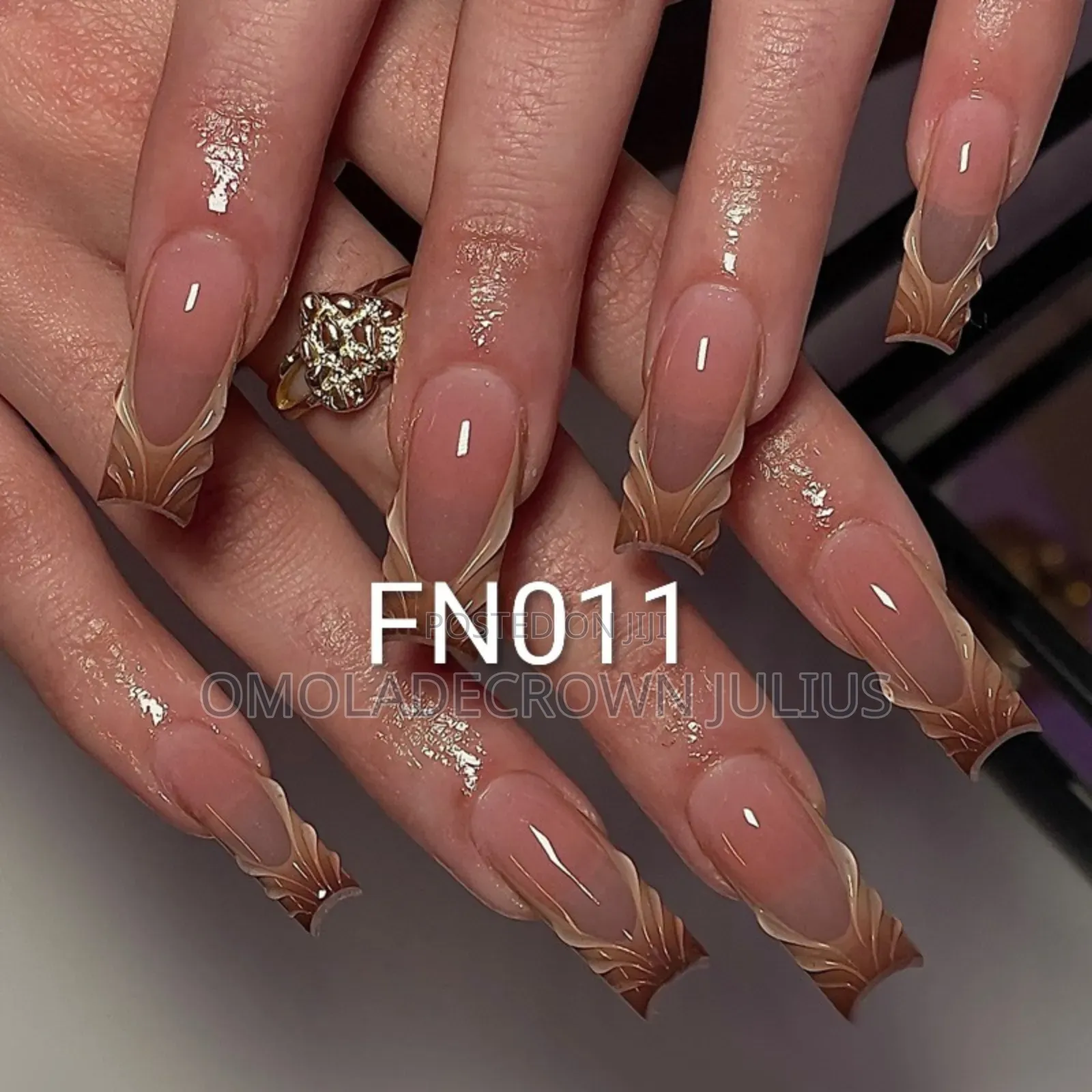 Press-on Nails/False Nails