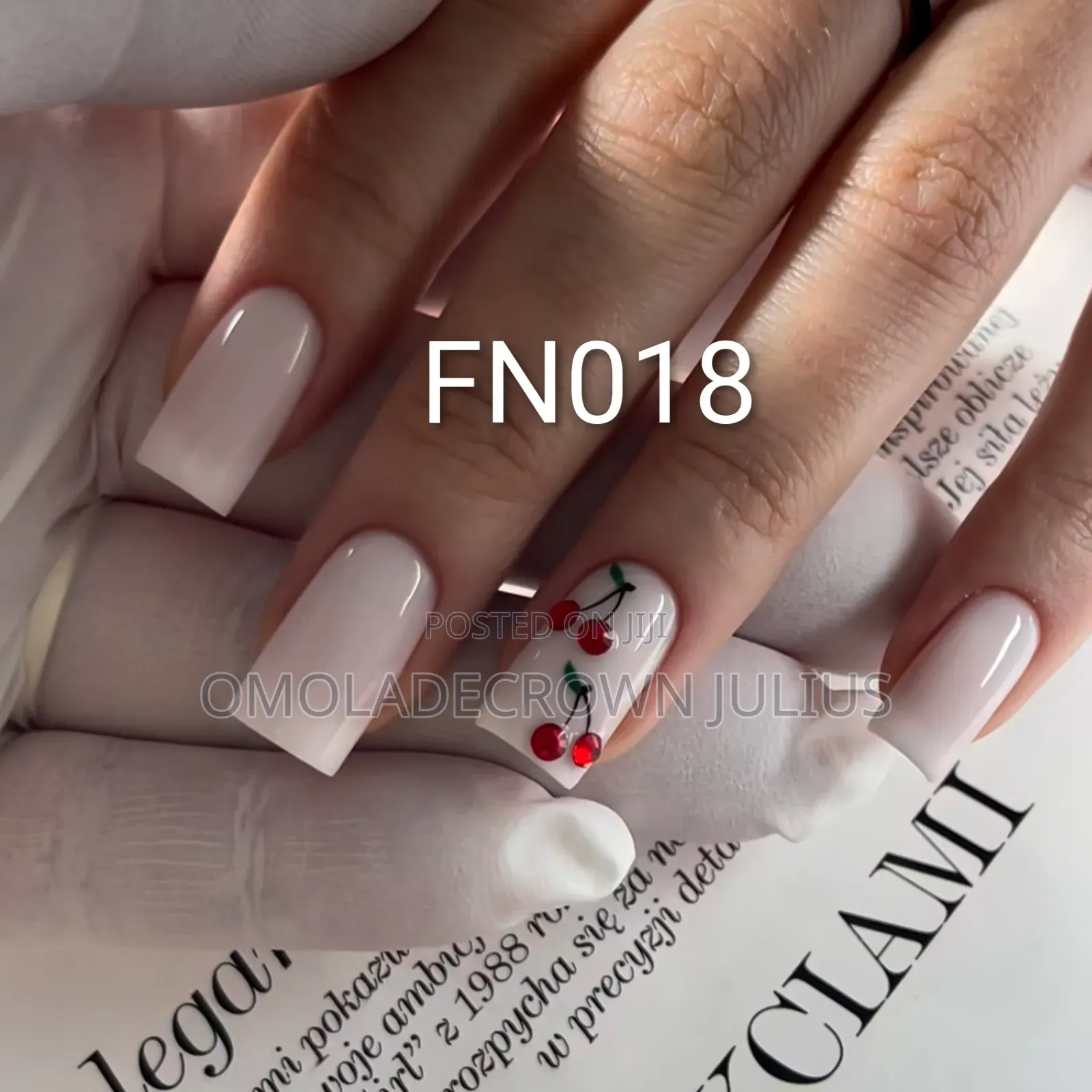 Press-on Nails/False Nails
