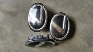 Front Grille Logo for Lexus