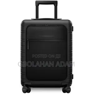 M5 Cabine Essential Luggage
