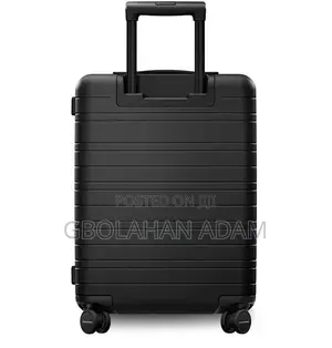 M5 Cabine Essential Luggage