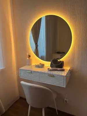 Round Wall Mirror 