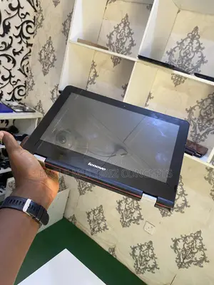 Laptop Lenovo 100e 2GB Intel Celeron SSD 32GB