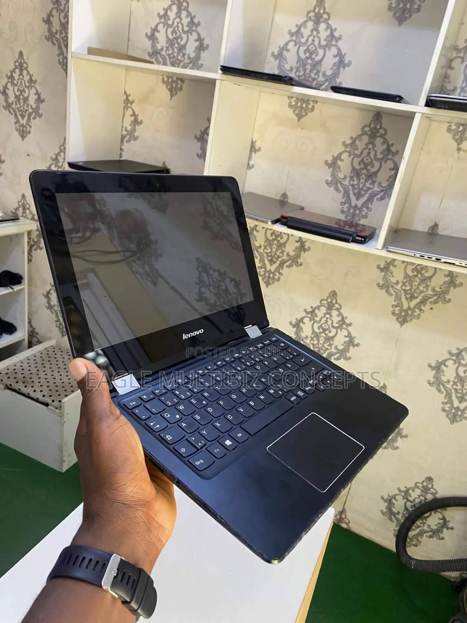 Laptop Lenovo 100e 2GB Intel Celeron SSD 32GB