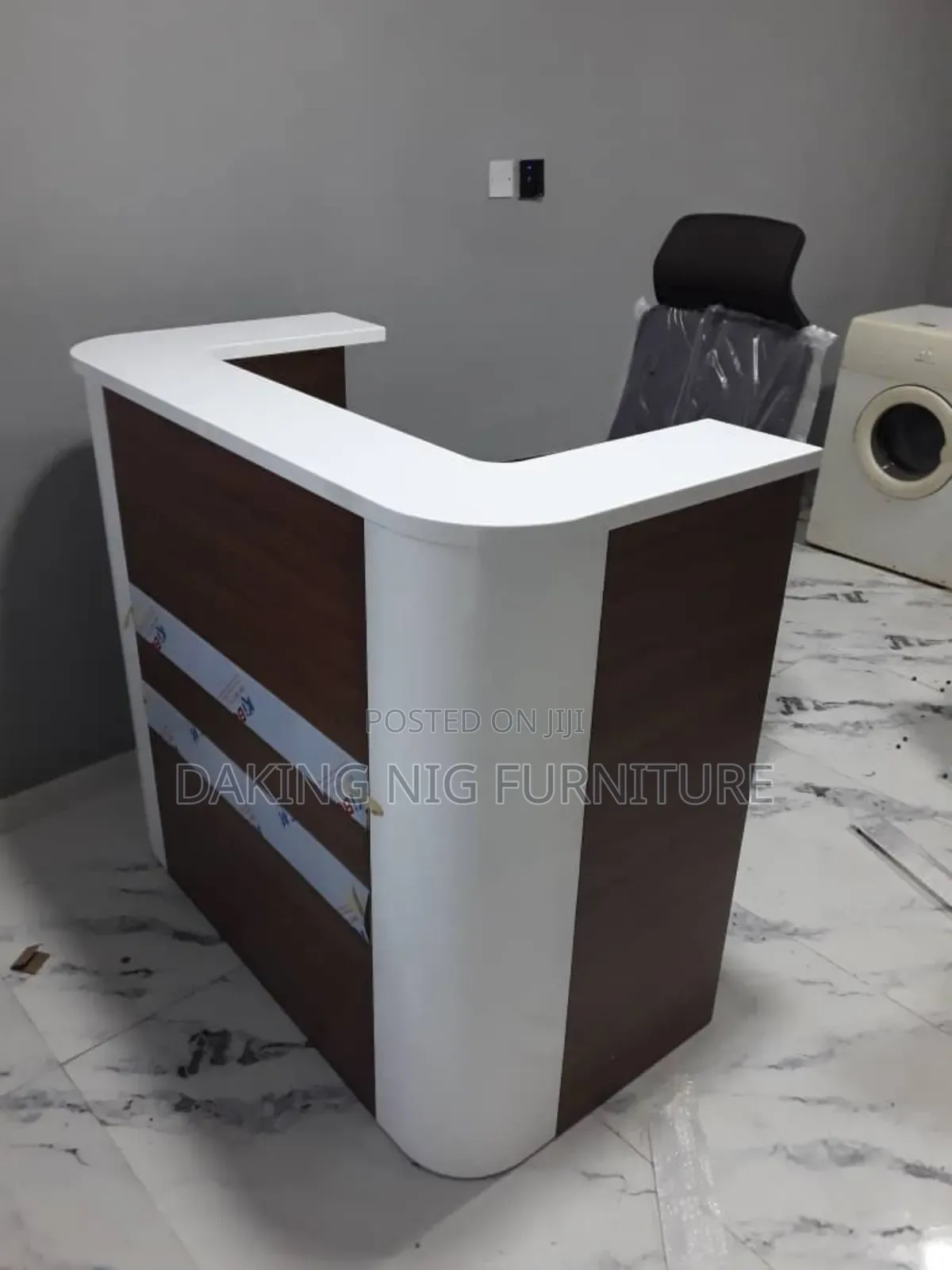 Quality Reception Table