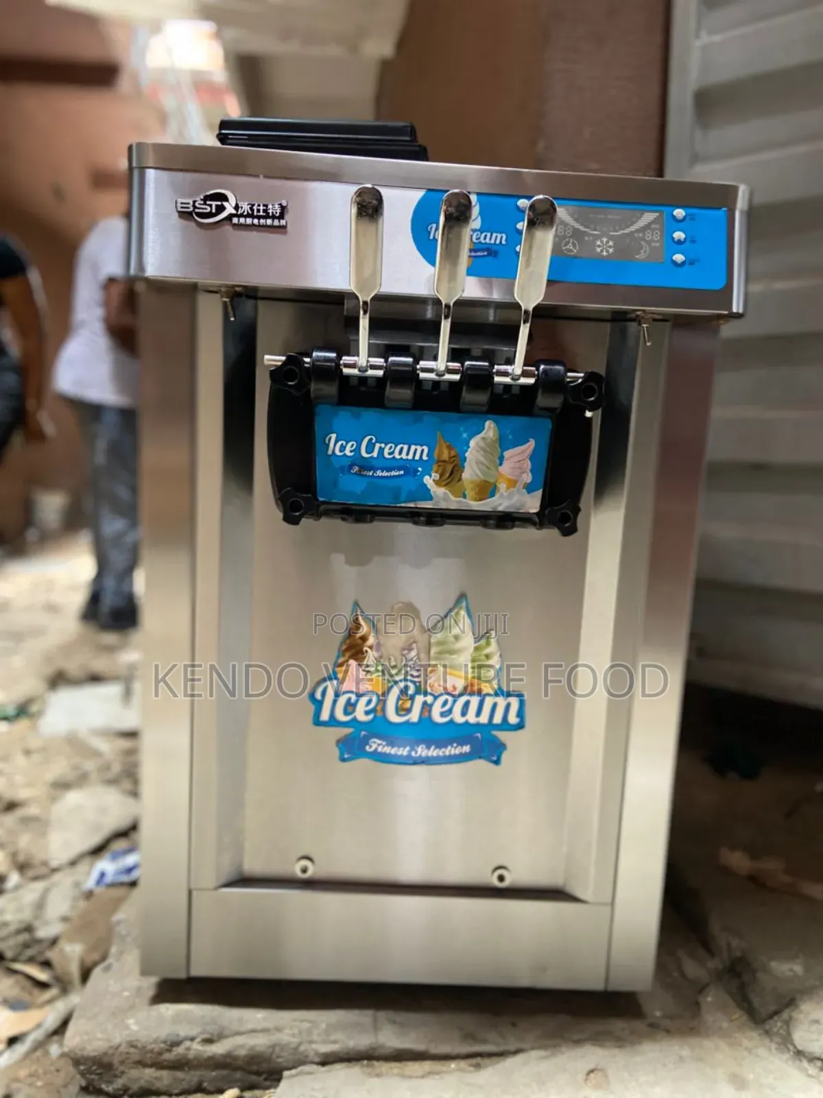 Ice Cream Machine