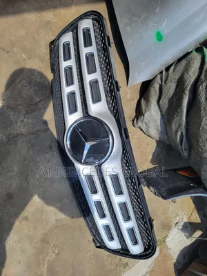 Mercedes-Benz Gla Front Grill