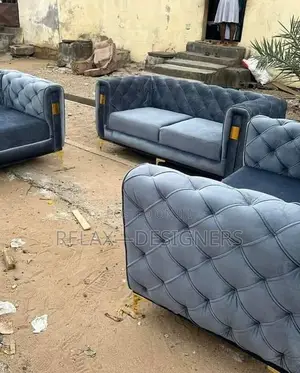 Tofted Box  Hand  Sofa 
