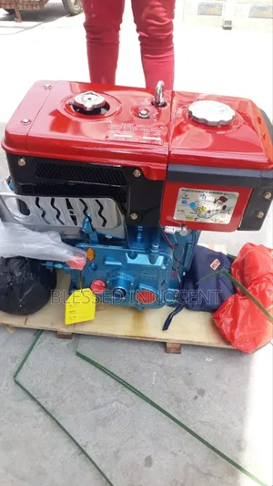A Single-Cylinder Diesel Engine,175an With Radiator