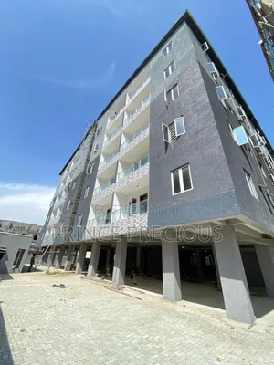 2bdrm Apartment in Lekki Phase 1 for sale