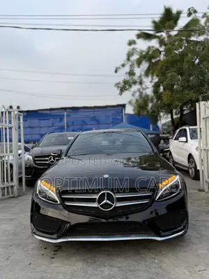 Mercedes-Benz C300 Luxury 4dr AWD 4Matic Sedan (2.0L 4cyl 7A) 2015