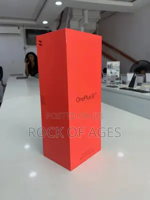 New OnePlus 9 128 GB Blue