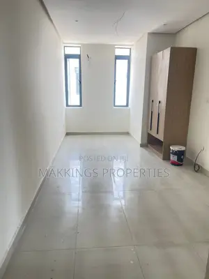 1bdrm Apartment in Chevron for rent