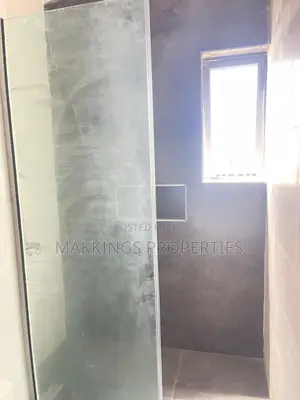 1bdrm Apartment in Chevron for rent