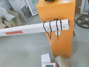 Automatic 6 Meter Boom Barrier For Vehicle Access Control