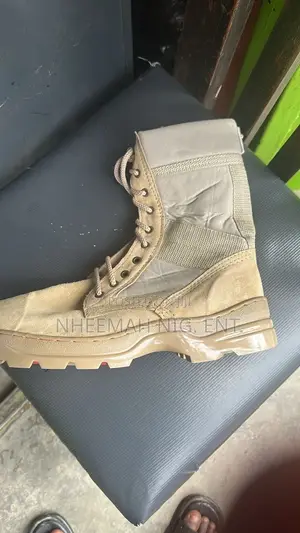 Desert Boot Security Boot