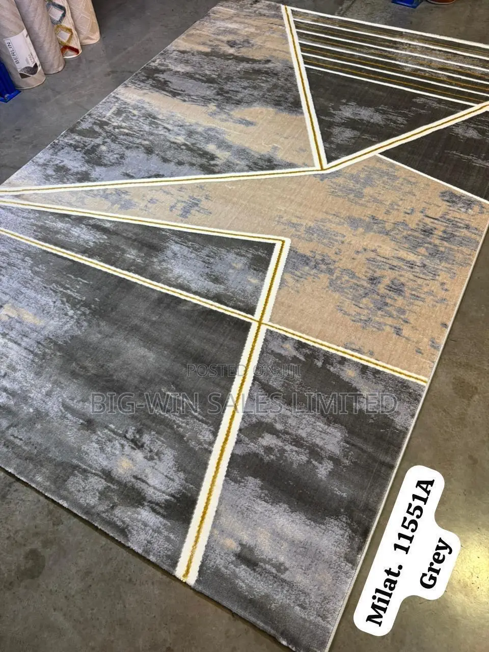 Center Rugs